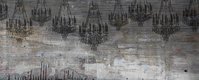 papier peint étonnant présentant des lustres en ombre chinoises incrustées dans un mur en béton